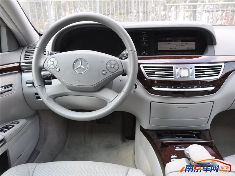 黄金奔驰s350 中控台
