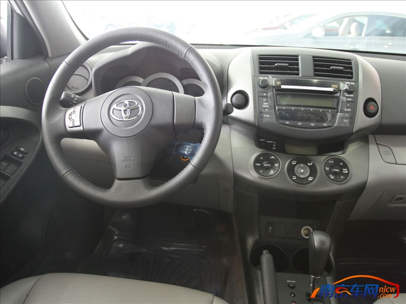 rav4银色(高清)图片_2009款丰田rav4银色(135831)_南京rav4荣放图片