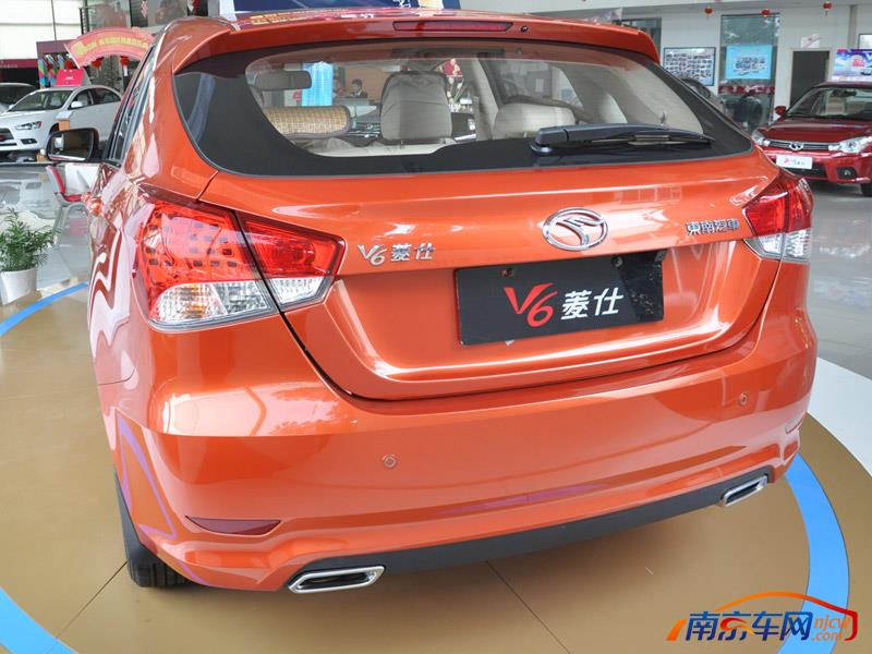 2013款 东南 v6菱仕 外观
