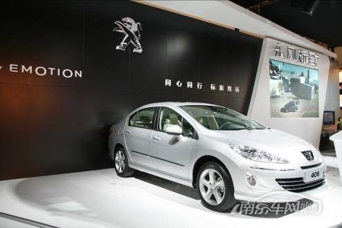2011款东风标致408 家用轿车的中坚力量高清图片