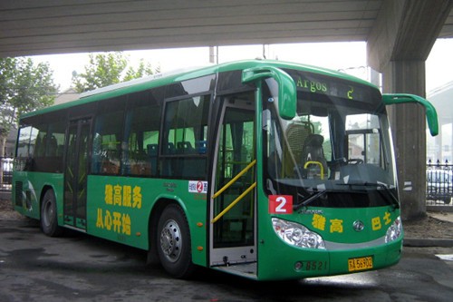 南京公交拟降价 两小时之内有望免费换乘