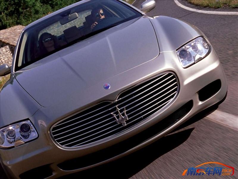 2004款玛莎拉蒂总裁