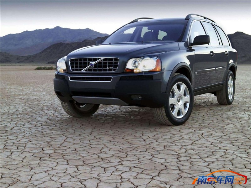 2004款沃尔沃xc90 v8 awd 外观