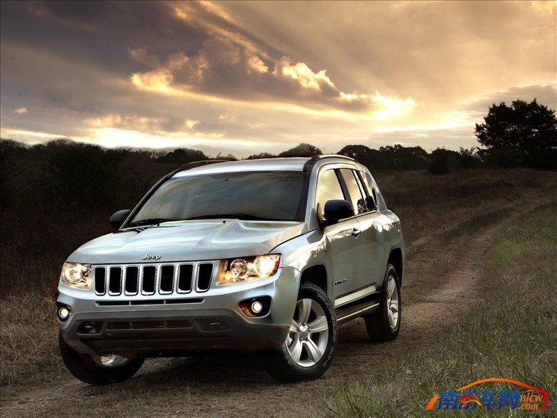 2011款吉普指南者 外观