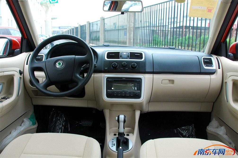 2011款斯柯达晶锐 中控台