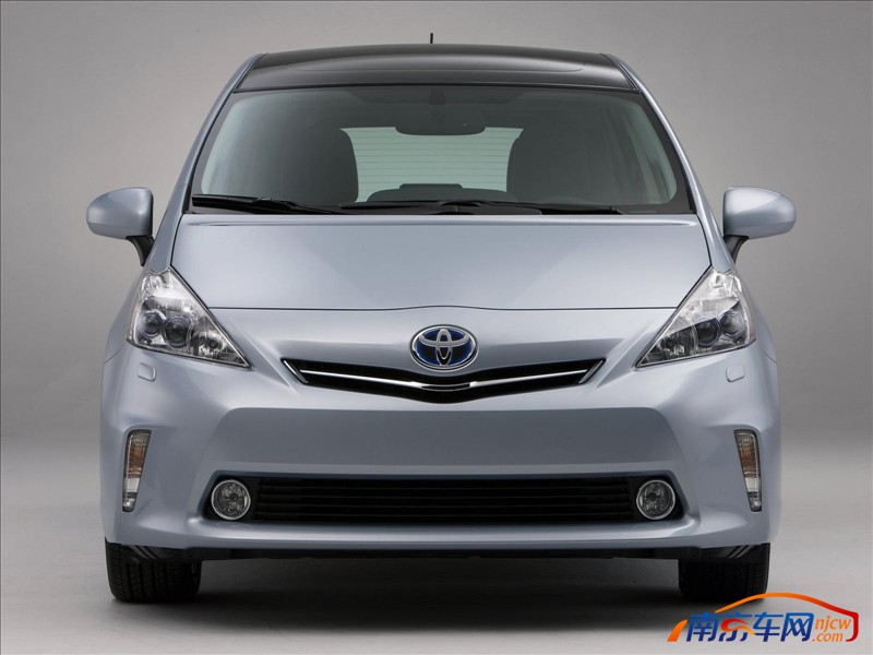 2012款丰田普锐斯 v