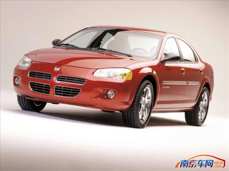 2001款道奇卷云 sedan