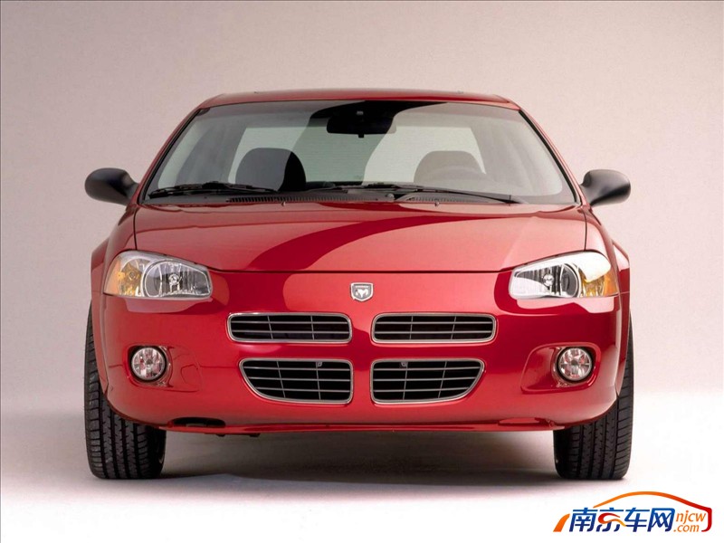 2001款道奇卷云sedan
