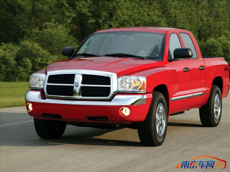 2005款道奇达科他 quad cab 外观