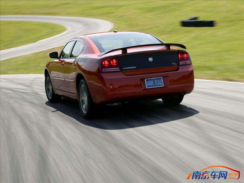 2006款道奇charger daytona rt