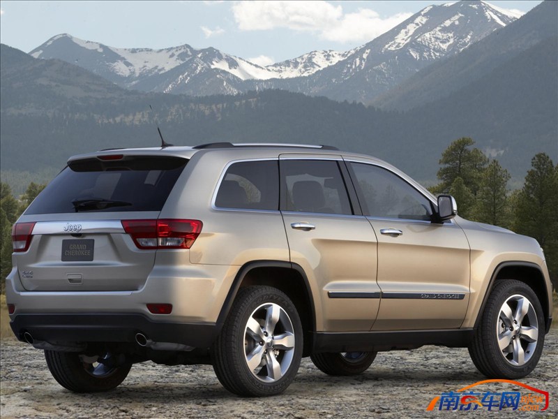 2011款吉普大切诺基