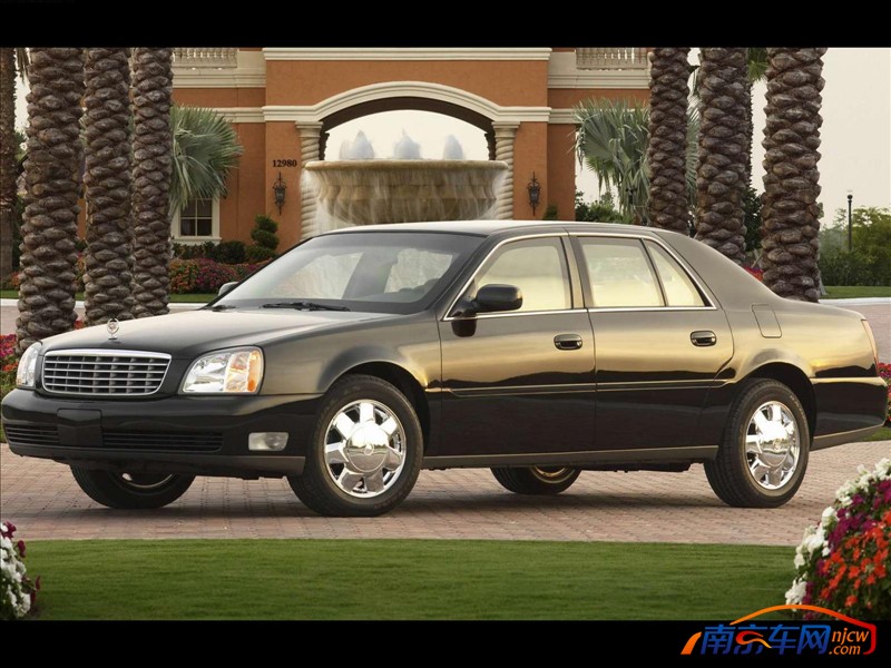 2004款凯迪拉克德维尔armored