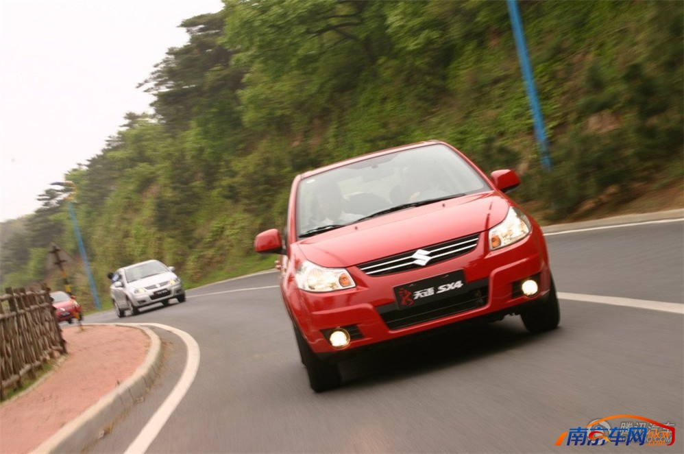 【图片】天语sx4三厢(高清)图片_天语sx4三厢(9881)_南京长安铃木天语