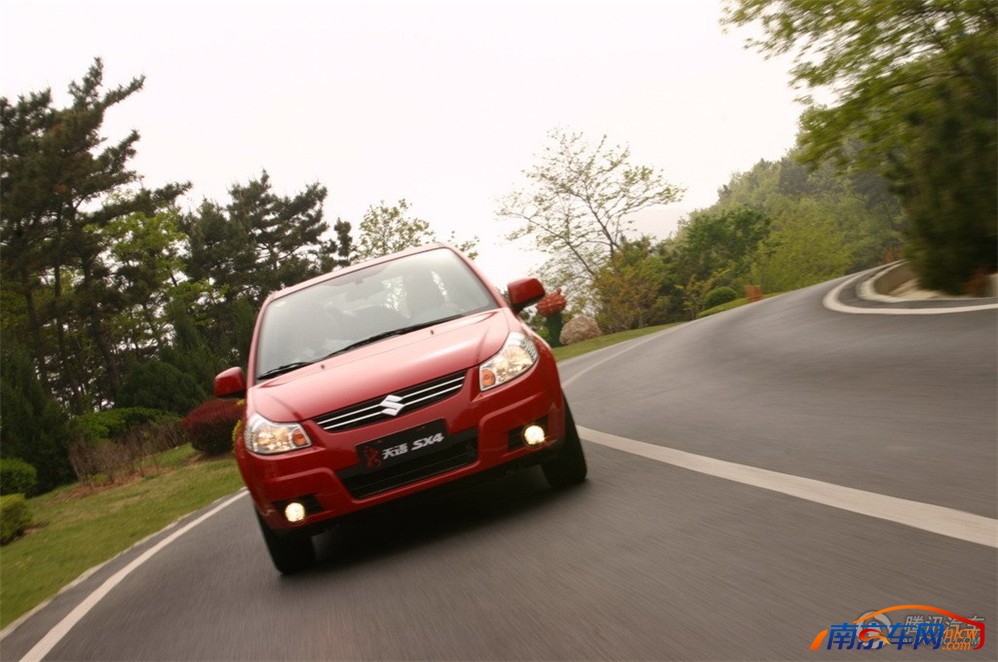 【图片】天语sx4三厢(高清)图片_天语sx4三厢(9960)_南京长安铃木天语