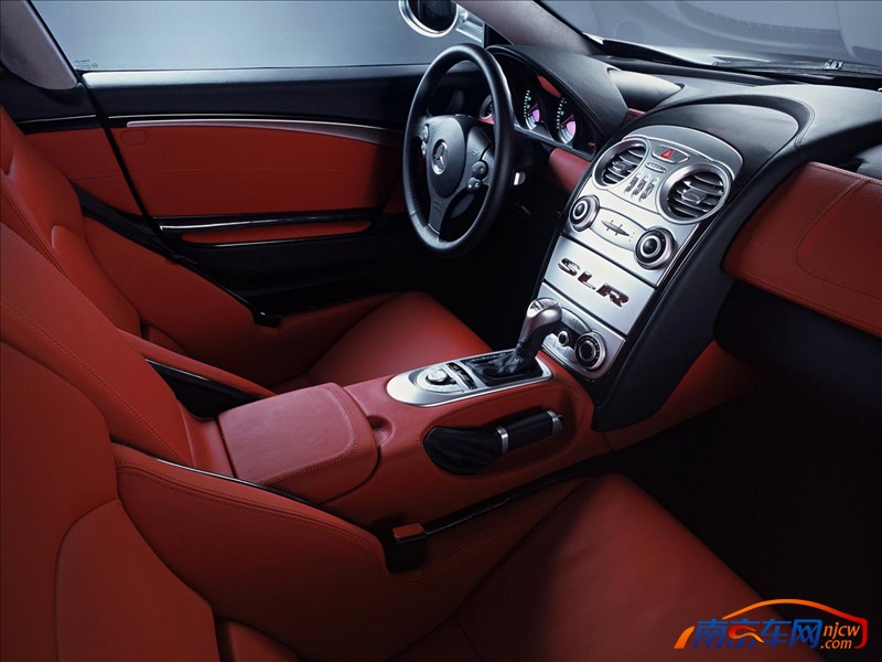 2004款梅赛德斯奔驰slrmclaren