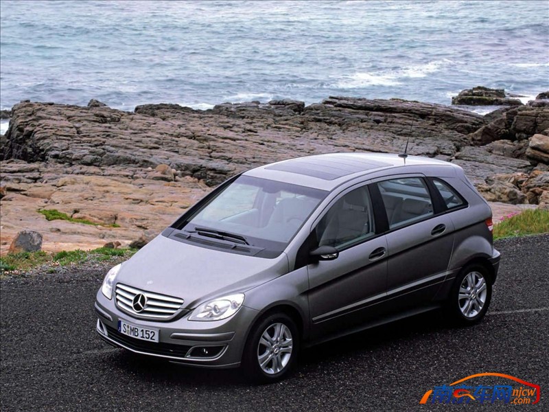 2006款梅赛德斯奔驰b150