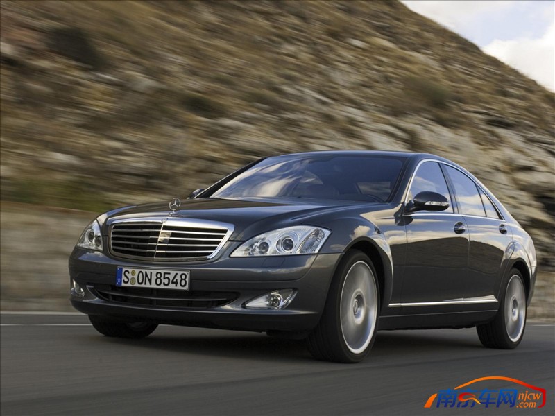 2007款梅赛德斯奔驰s500 4matic