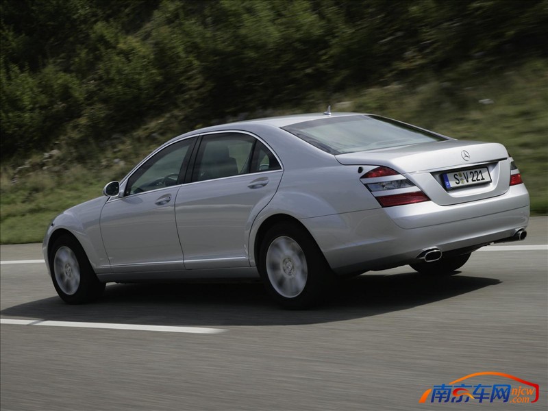 2007款梅赛德斯奔驰s600guard