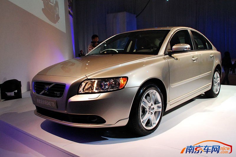 【图片】沃尔沃s40t5(高清)图片_沃尔沃s40t5(11488)_南京图片