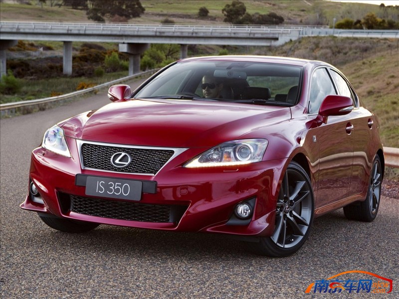 2011款雷克萨斯is350f运动版