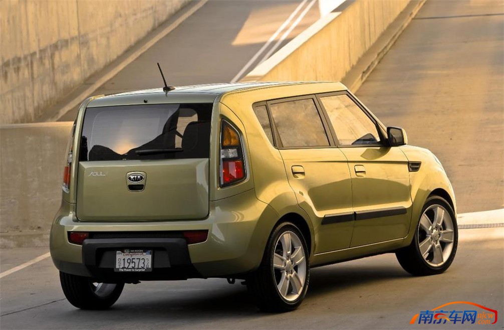 2010款东风悦达起亚soul