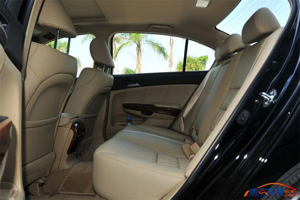 2011款广汽本田雅阁