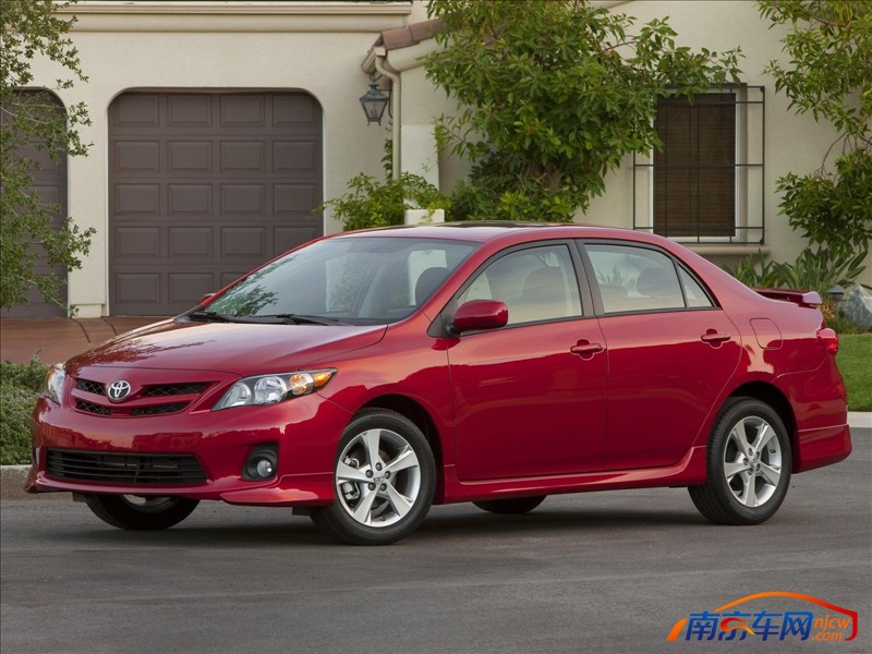 2011款丰田卡罗拉