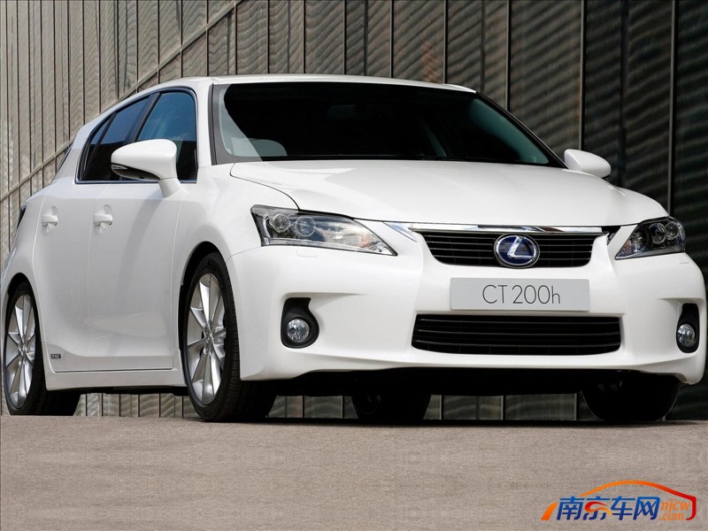 2011款雷克萨斯ct200h