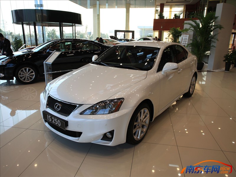 2011款雷克萨斯is250