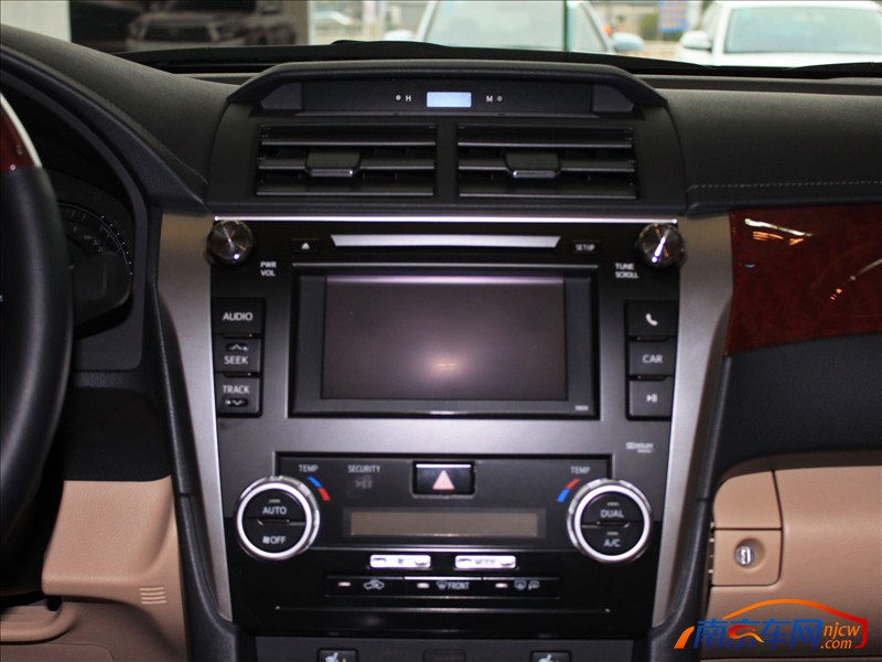 第七代凯美瑞 中控台