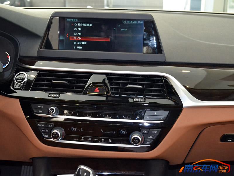 2018款 华晨宝马 5系 中控台