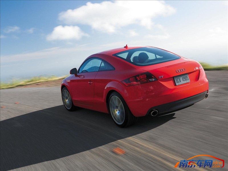 2008款奥迪tt硬顶敞篷车