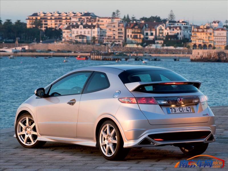 2007款本田思域 type r