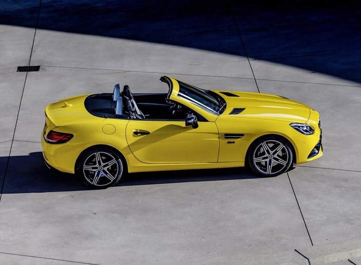 消费者可根据需求选择不同动力车型,slc 180/200/300和amg slc 43均可