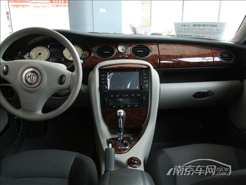 mg7内饰