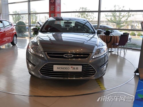 蒙迪欧造型动感内饰用料扎实座椅柔软舒适南京福联汽车贸易服务有限