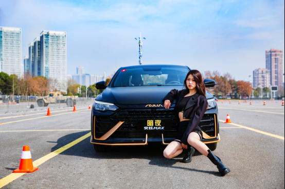 88s抖音车评人:鹿姐说车——6.86s一个致力于汽车领域的博主:车